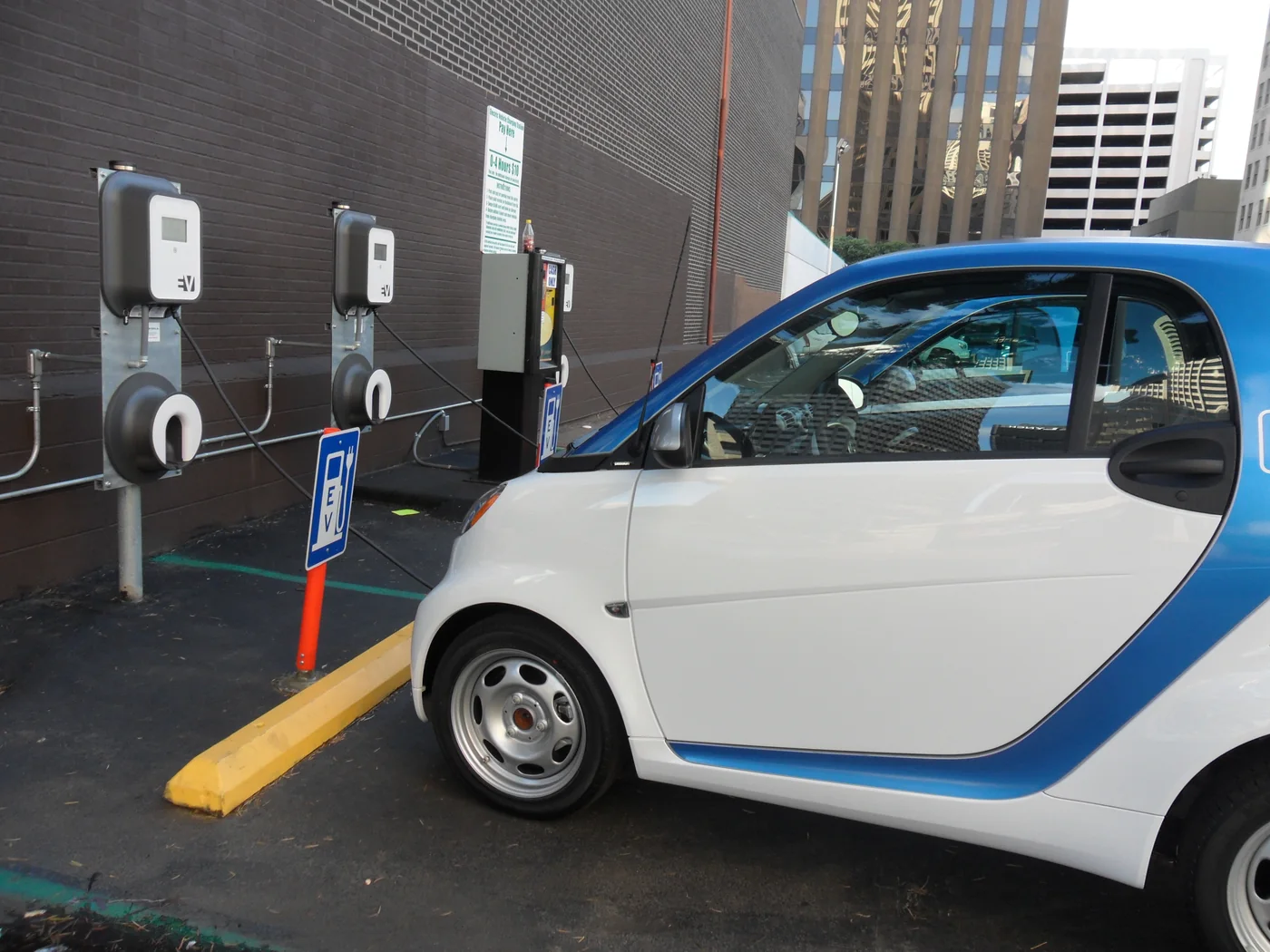 2022 Lumo Mini EV