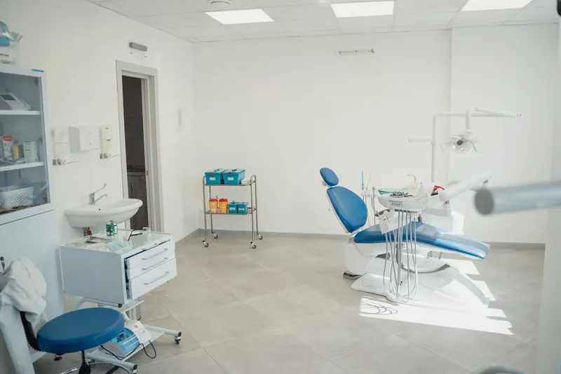 Dental treatment room