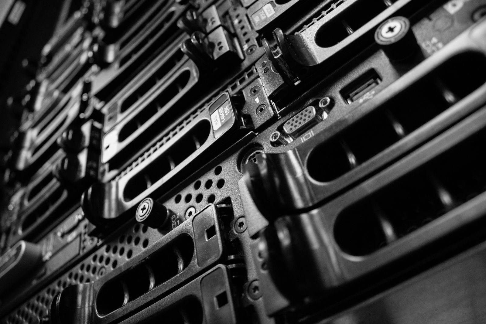 Rack-mounted server hardware